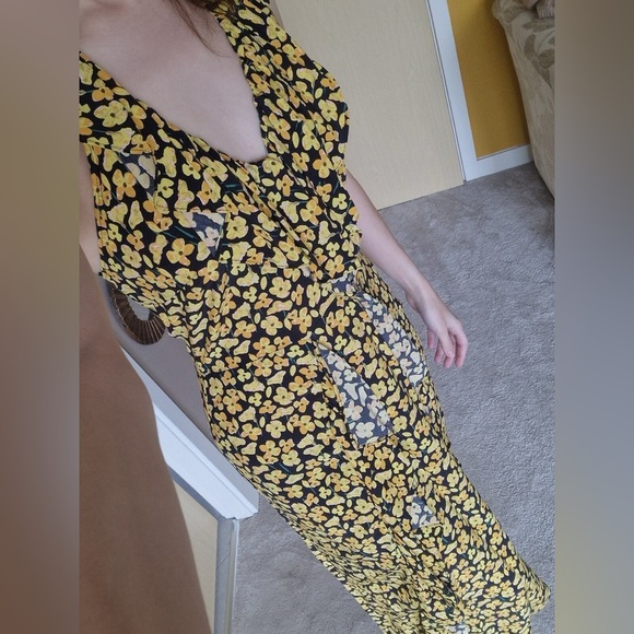 River Island Yellow and Black Maxi Sundress - Picture 1 of 8